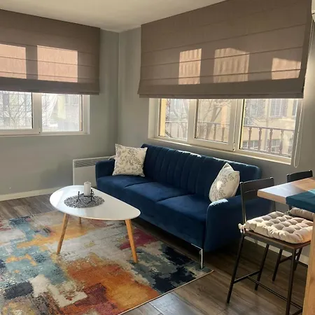 Ideal Cozy 1br | 5 Minutes To Varna