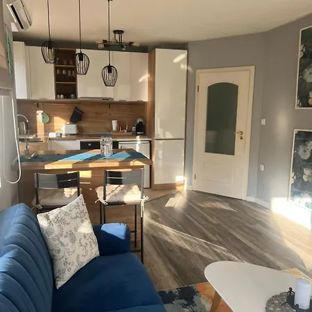 Ideal Cozy 1br | 5 Minutes To Varna