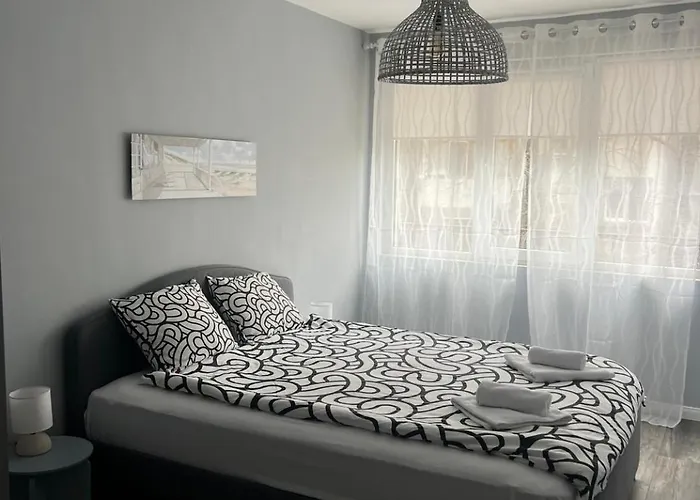 Апартаменты 1br Close To The